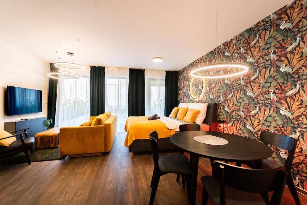 Gold Garden Terrace Apartment Brno Eksteriør billede